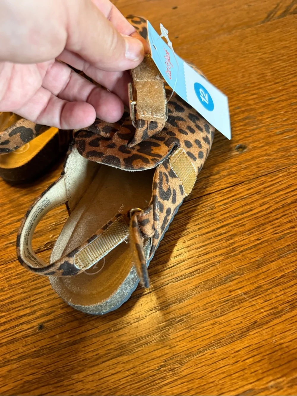 Cat & Jack Girls' Leopard Print Mary Jane Shoes - Brown & Black Sz 8- adjustable